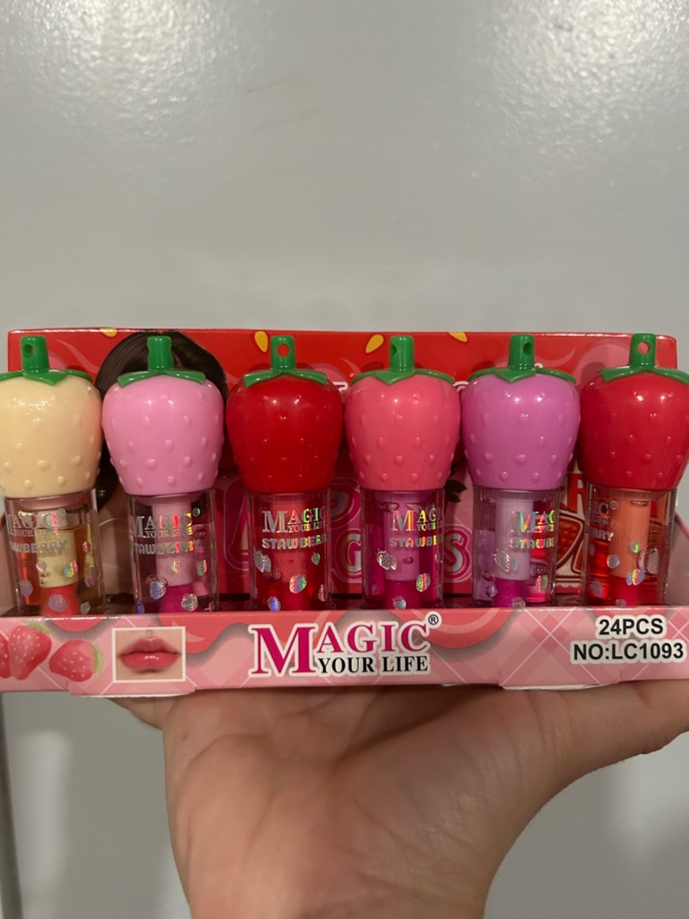 6 strawberry lip glosses